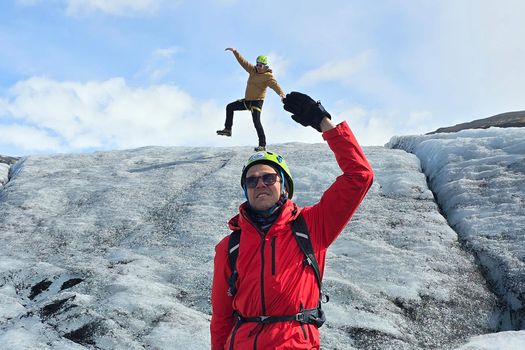 Glacier Hike, South Coast Waterfalls & Black Sand Beach — photo 9